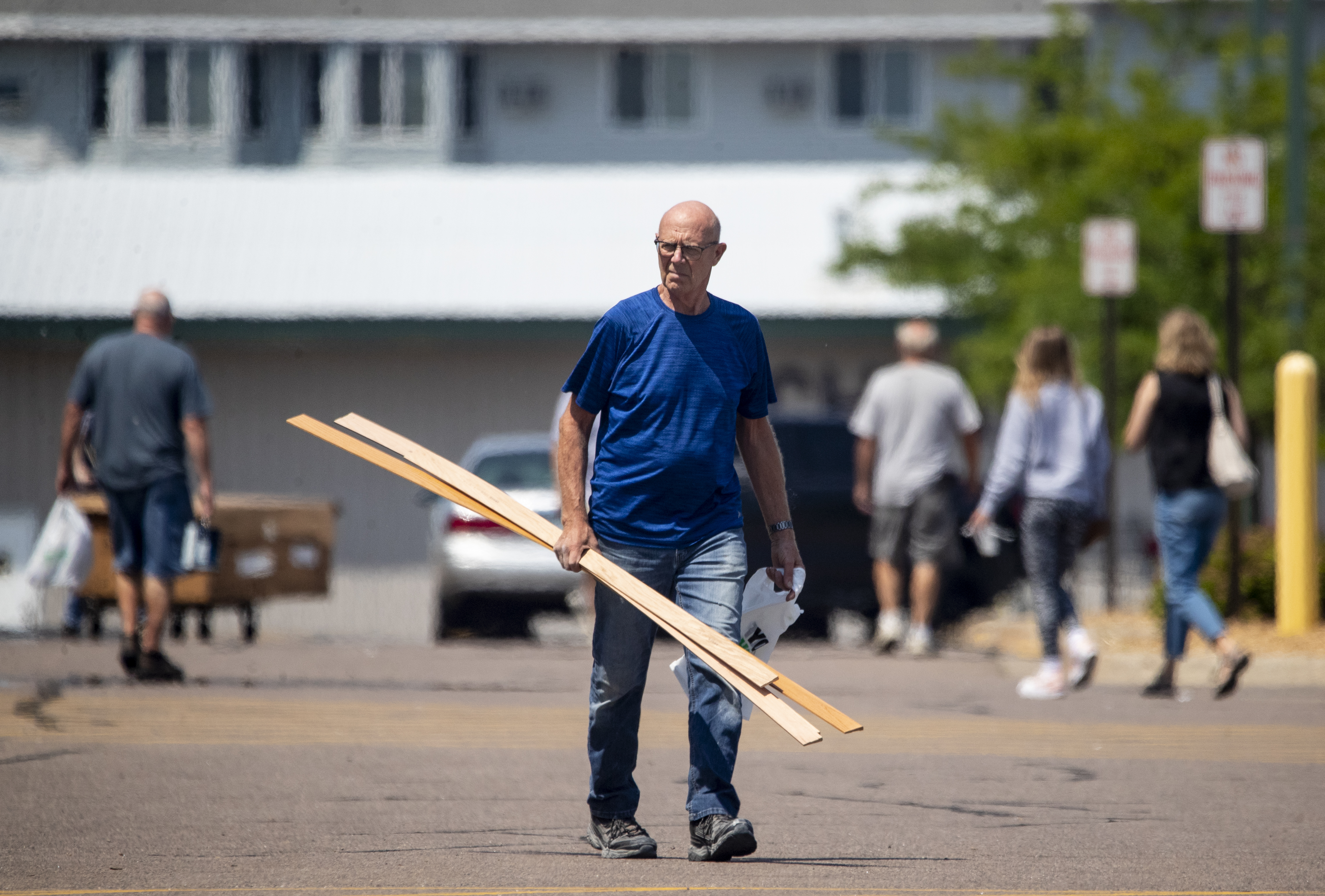 Willmar City Council approves zoning text and map amendment to create general business two zoning district - Vimarsana News
