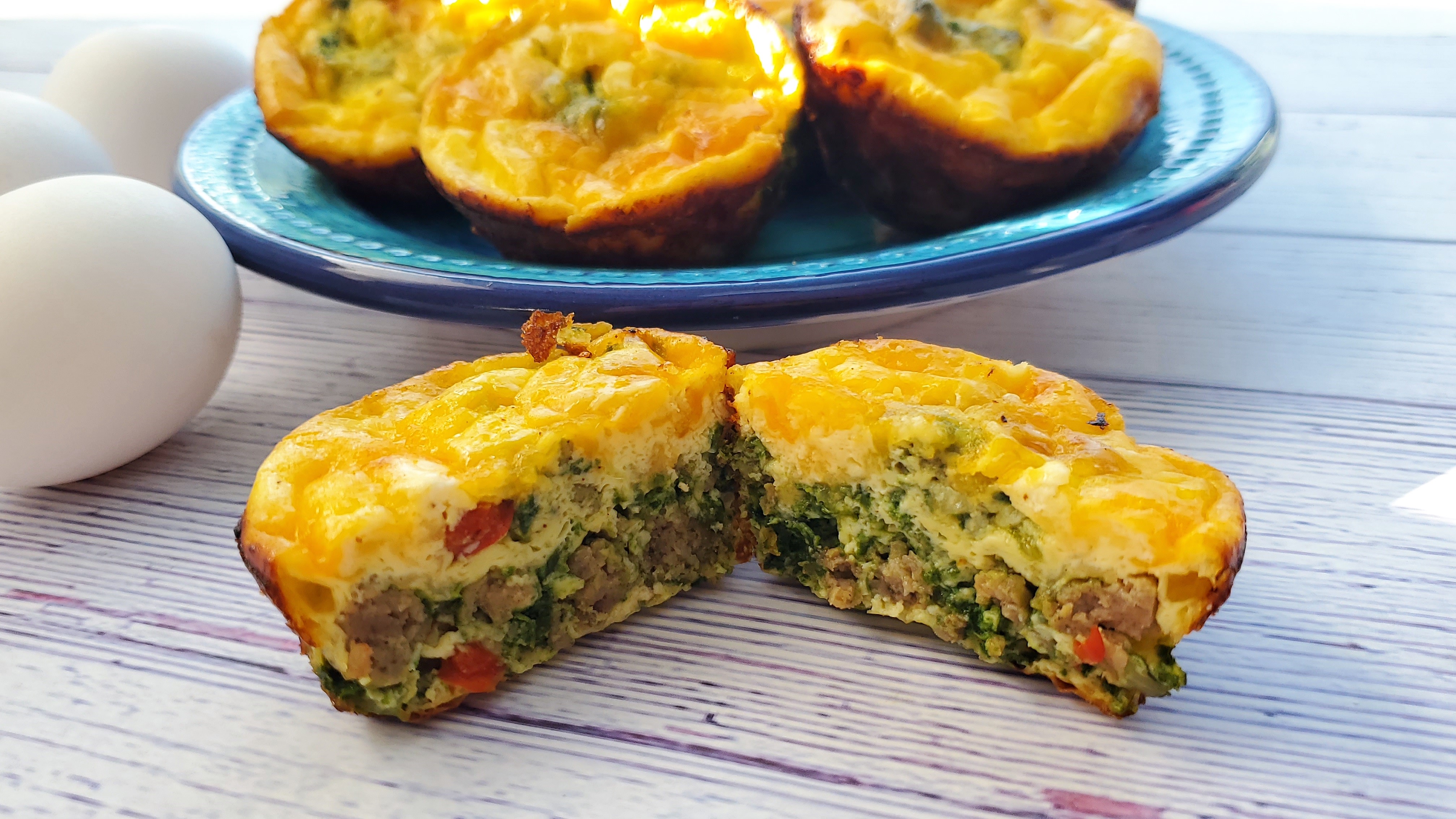 These Crustless Mini Quiches are a delicious way to start a busy day - Vimarsana News
