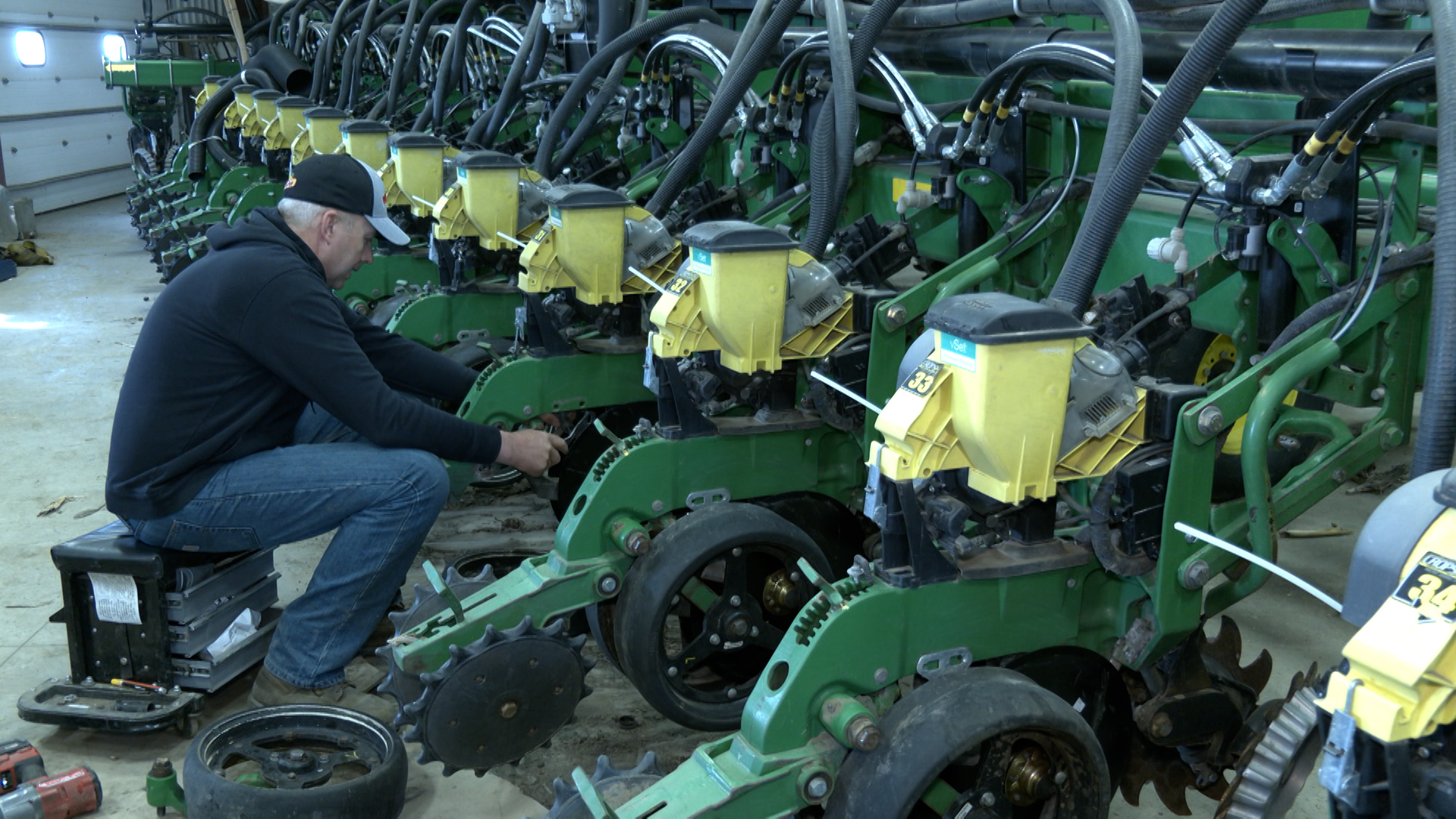 Changes to the H-2A program become too expensive for many producers - Vimarsana News