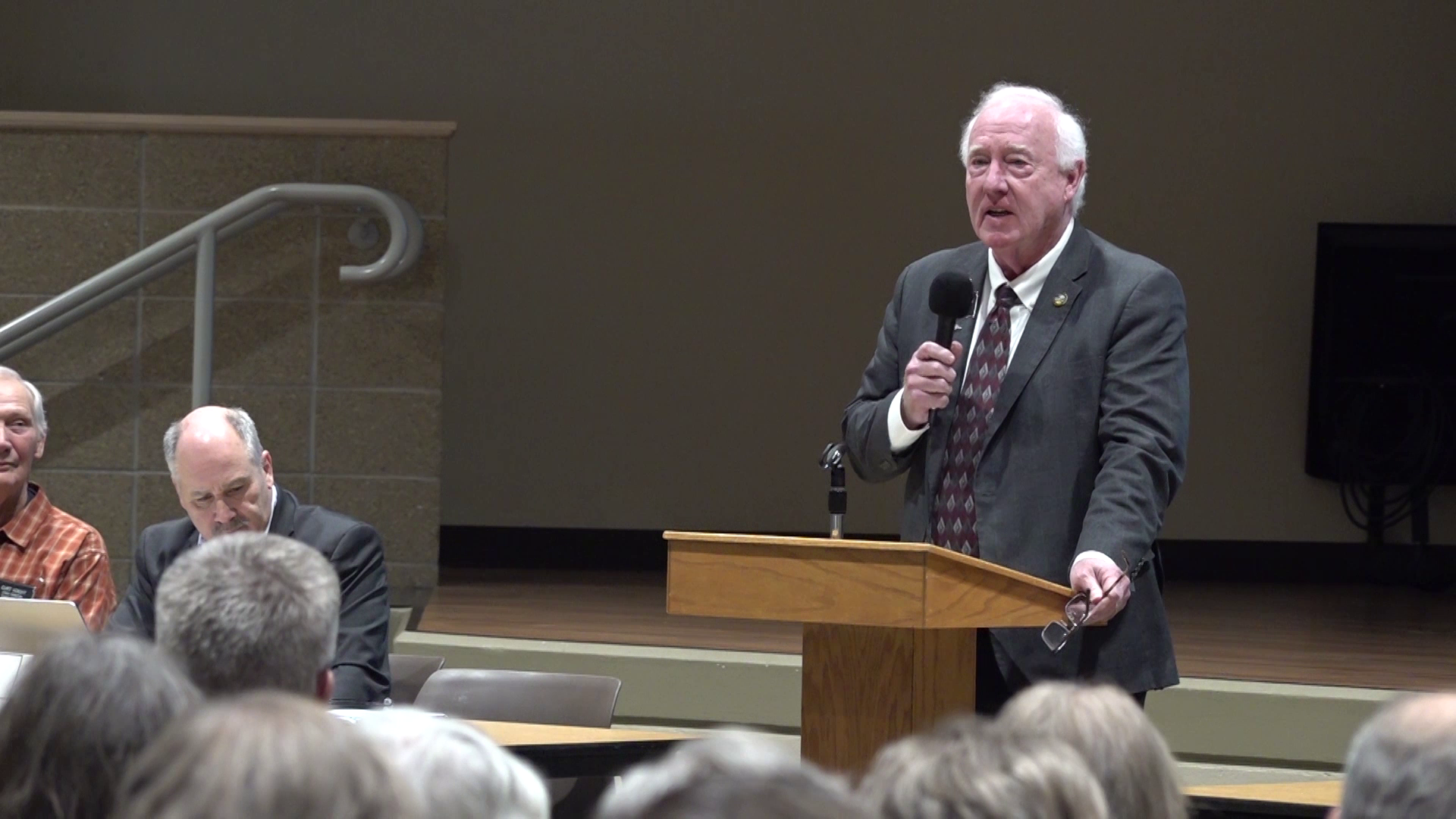 Rapid City residents engage with Representatives at Legislative Crackerbarrel