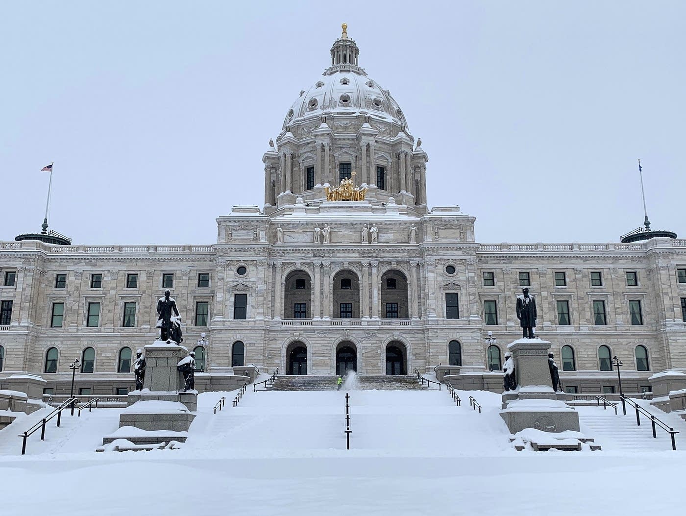 Backers of Minnesota family/medical leave plan say it will help workers, ease childcare crisis - Vimarsana News