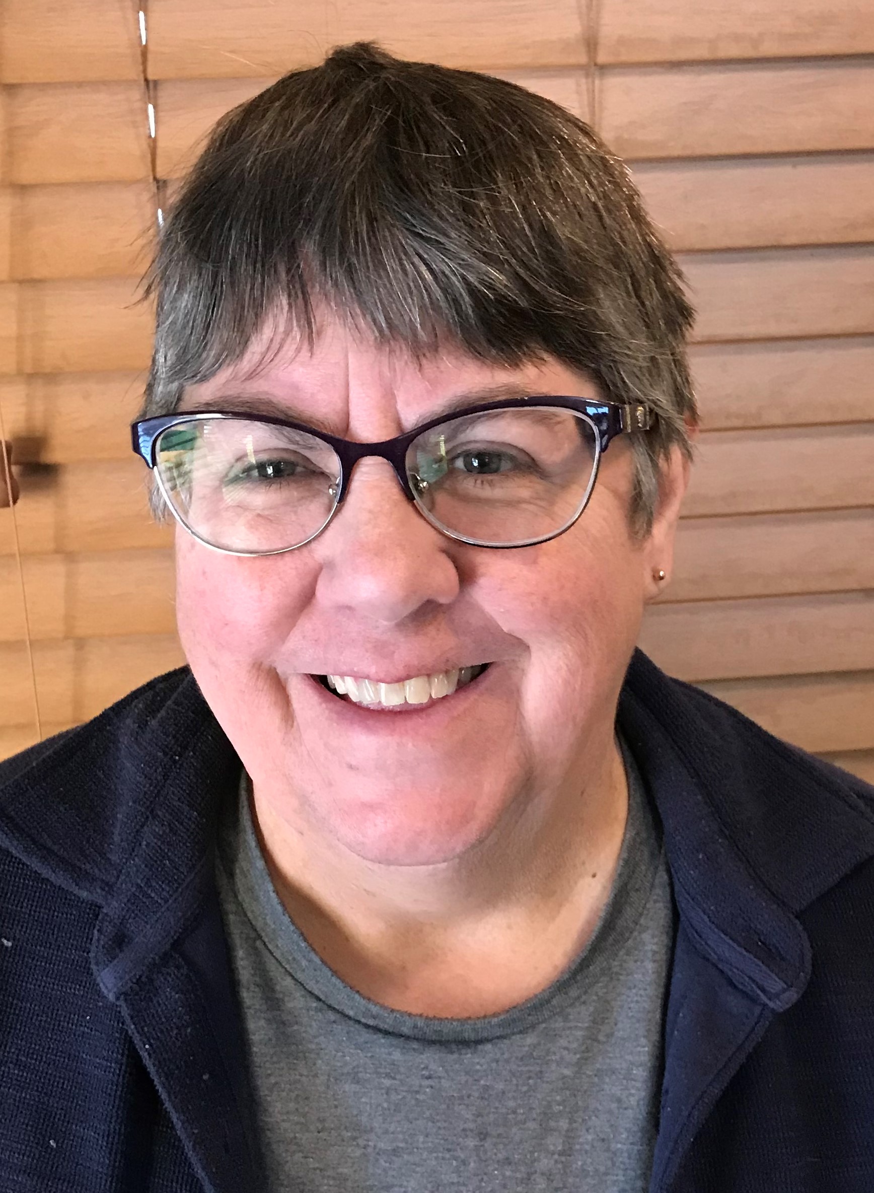 Donna Middleton: The small side of journalism, or my career living large - Vimarsana News
