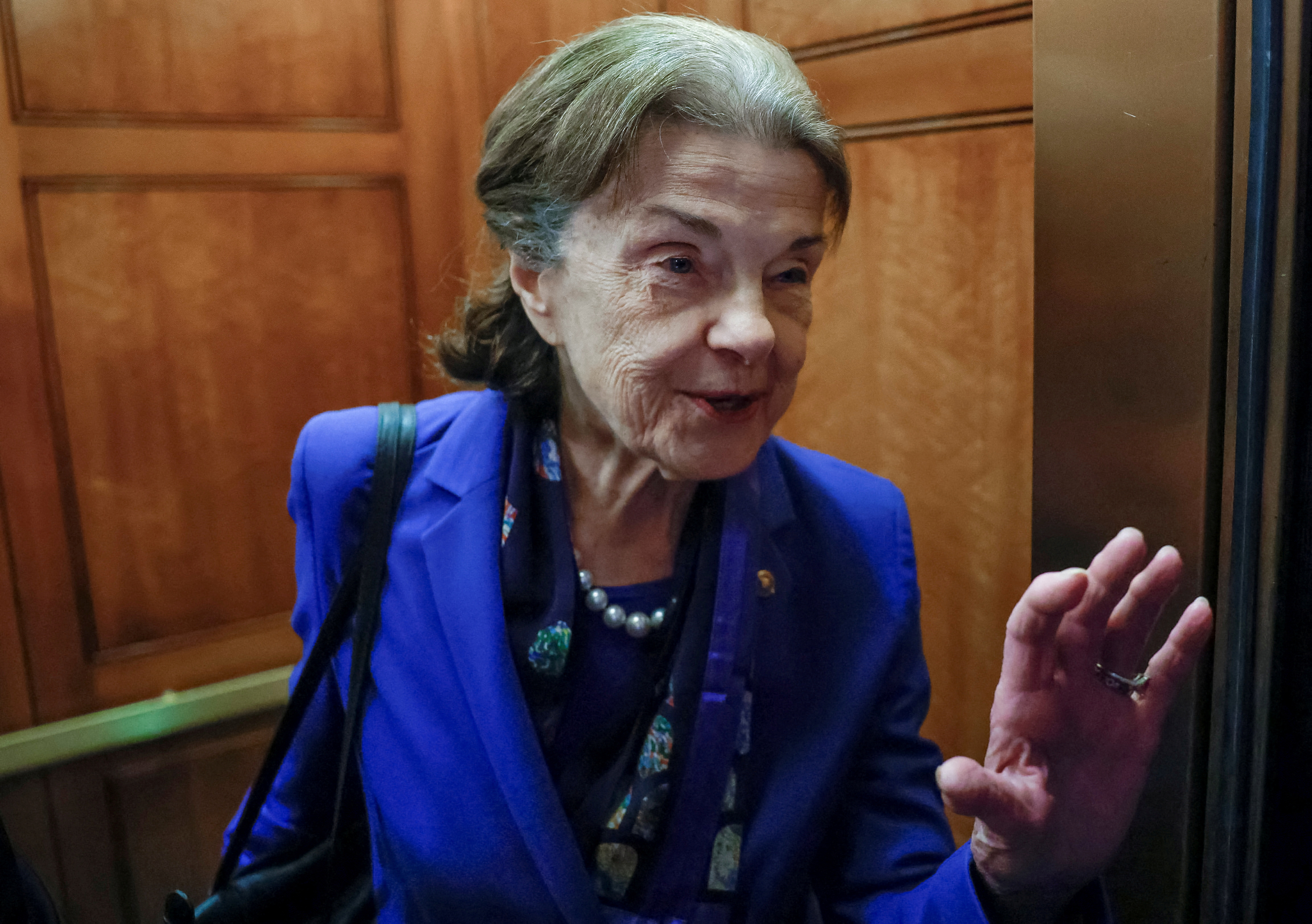 Ruben Navarrette: Sen. Feinstein ignored Latinos — which, coming from California, is hard to do - Vimarsana News
