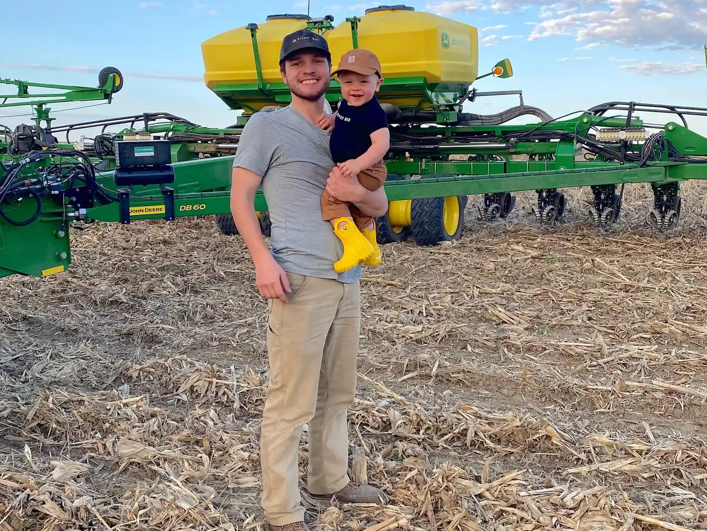Nutrient-producing microbes win over Minn. farmers, but skeptics doubtful - Vimarsana News