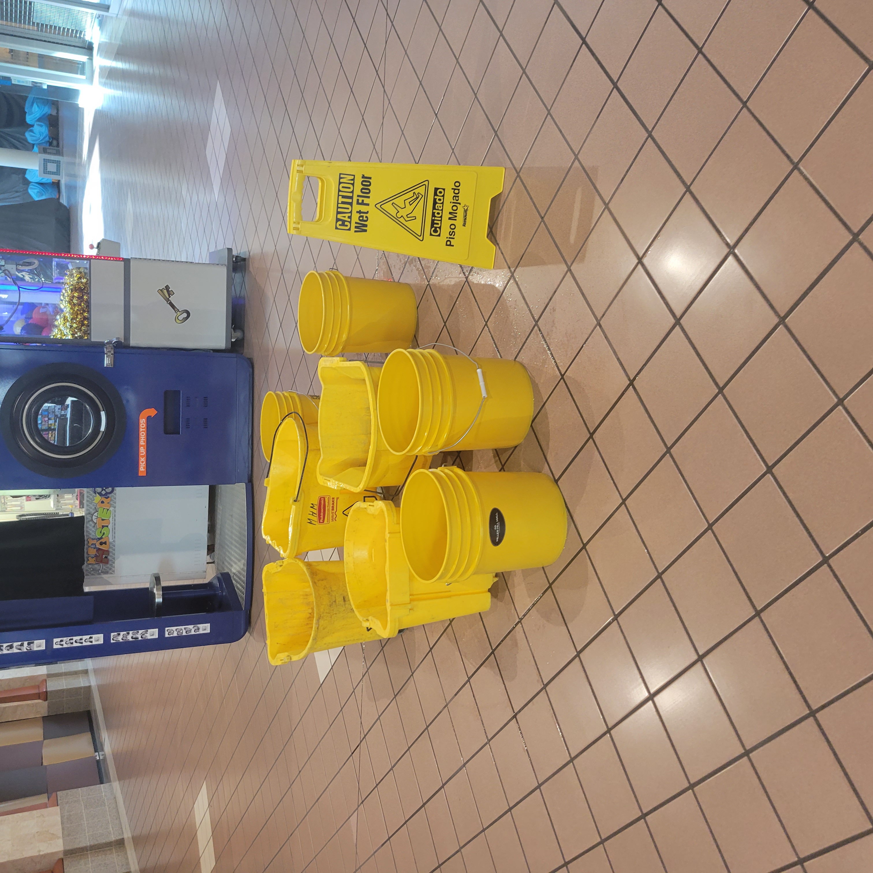 Leaking persists following Miller Hill Mall roof collapse - Vimarsana News