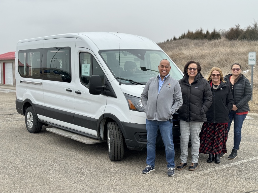 Standing Rock Sioux Tribe celebrates new electric vehicles, charging station - Vimarsana News