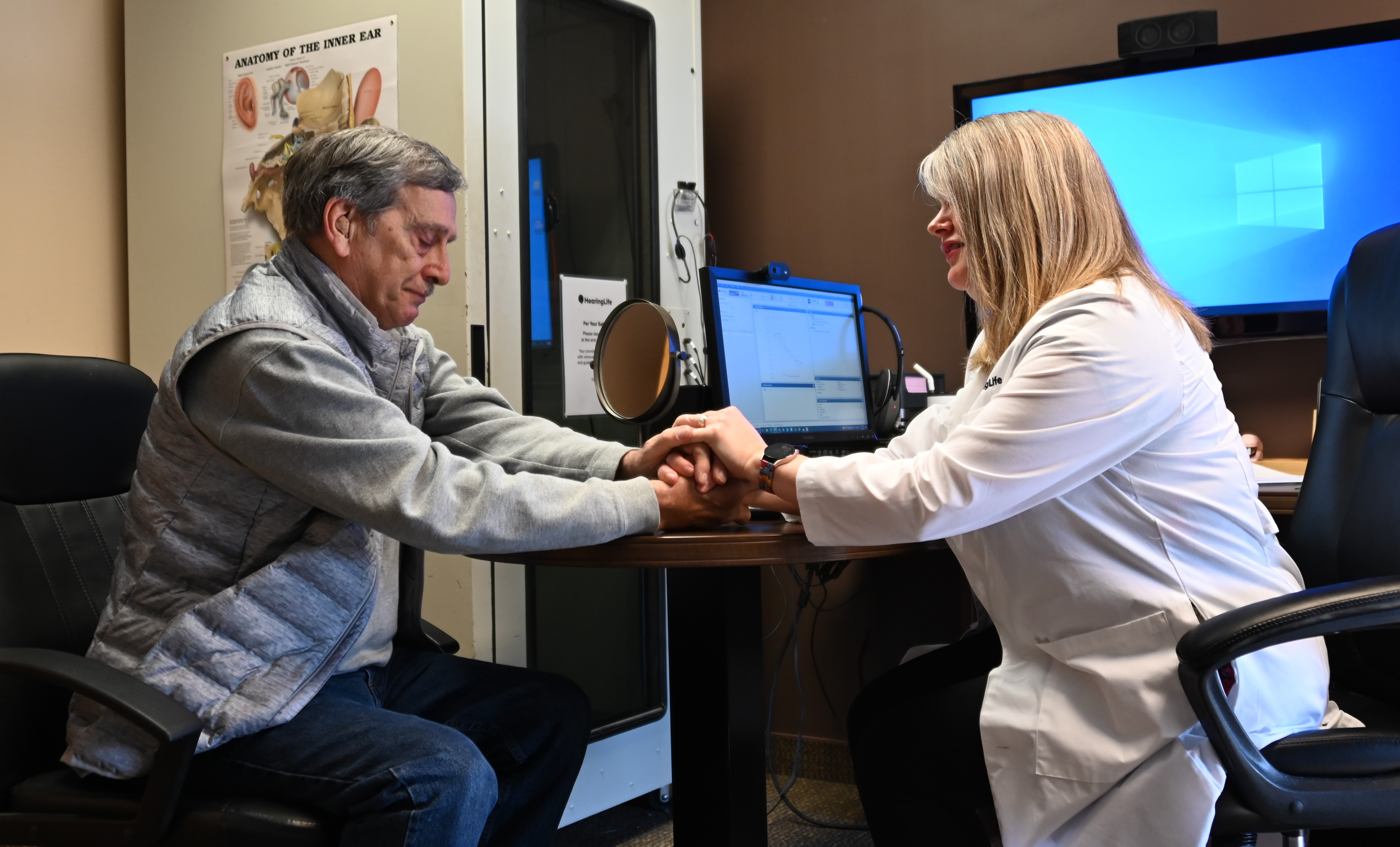 The sounds of life: Backus man receives free hearing aids after house fire - Vimarsana News