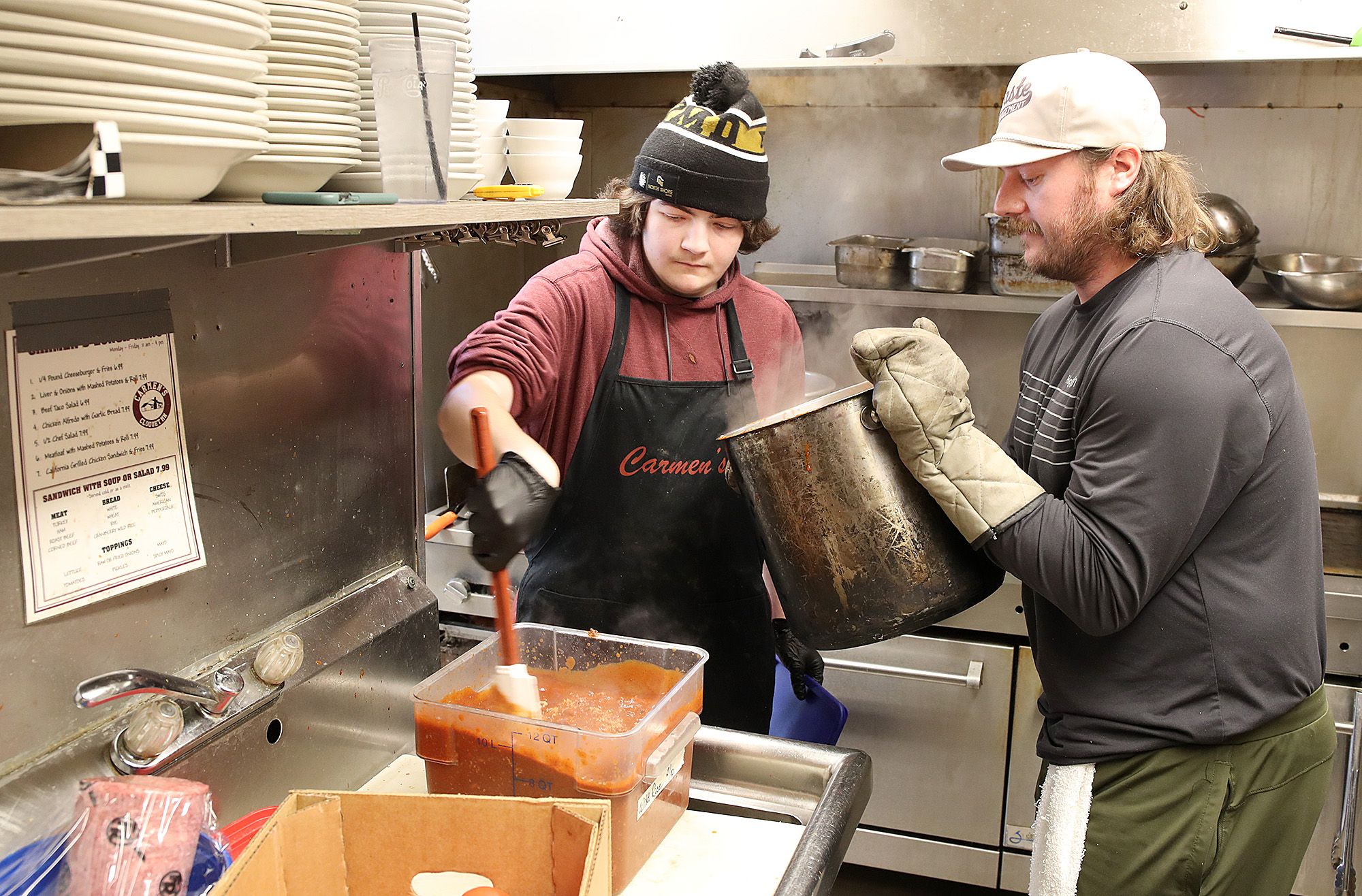 Amid worker shortage, Cloquet businesses struggle to find experienced applicants - Vimarsana News