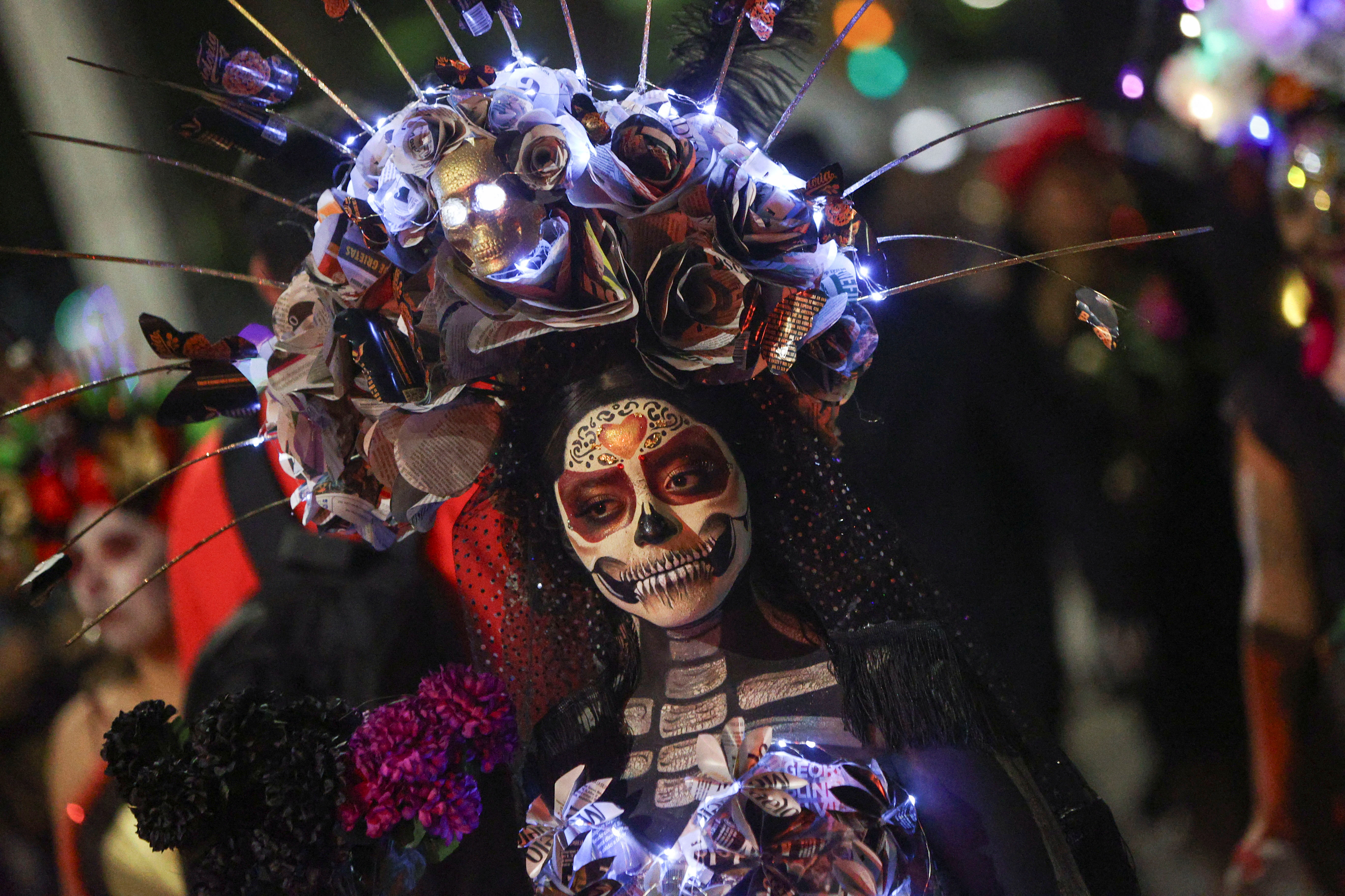 Día de los Muertos highlights traditions - Vimarsana News
