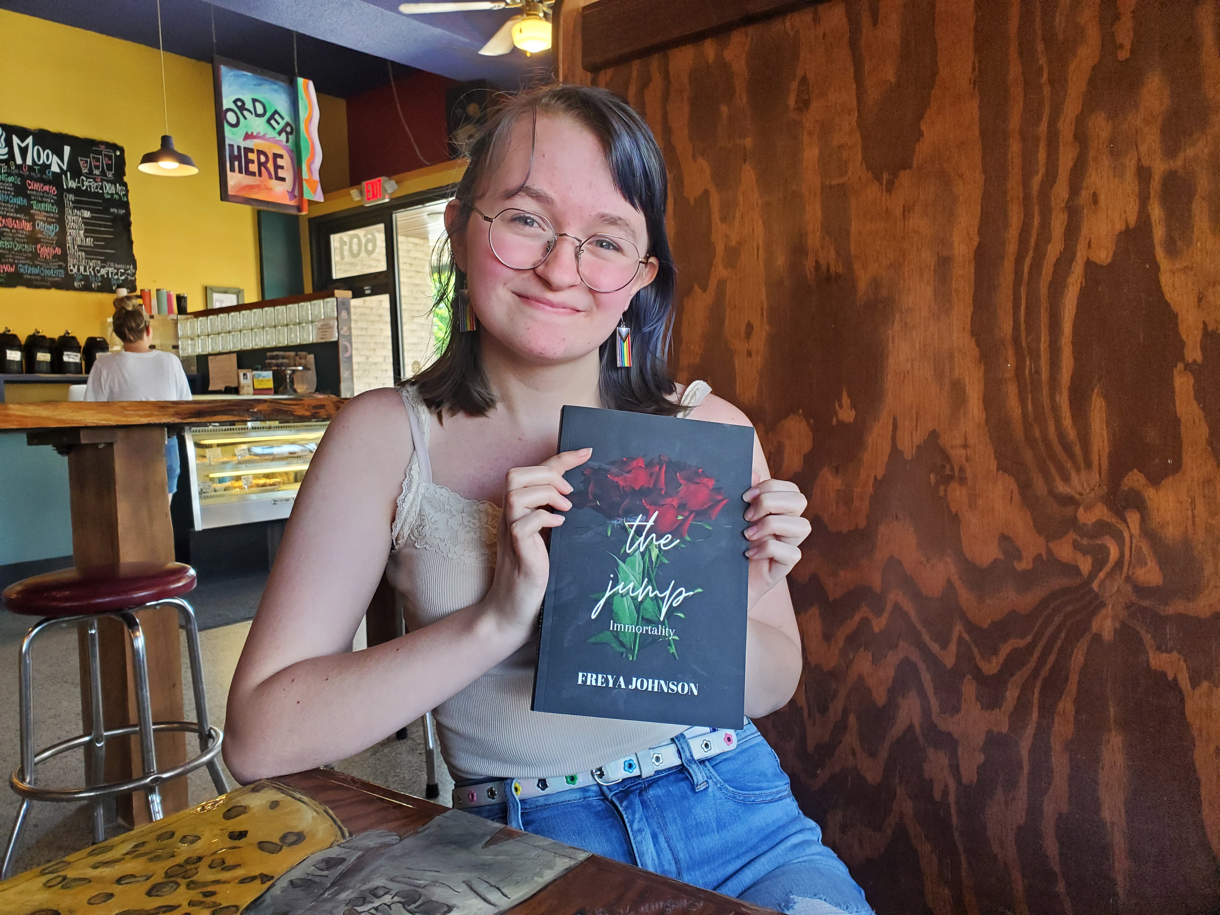 Forestview student publishes novel - Vimarsana News