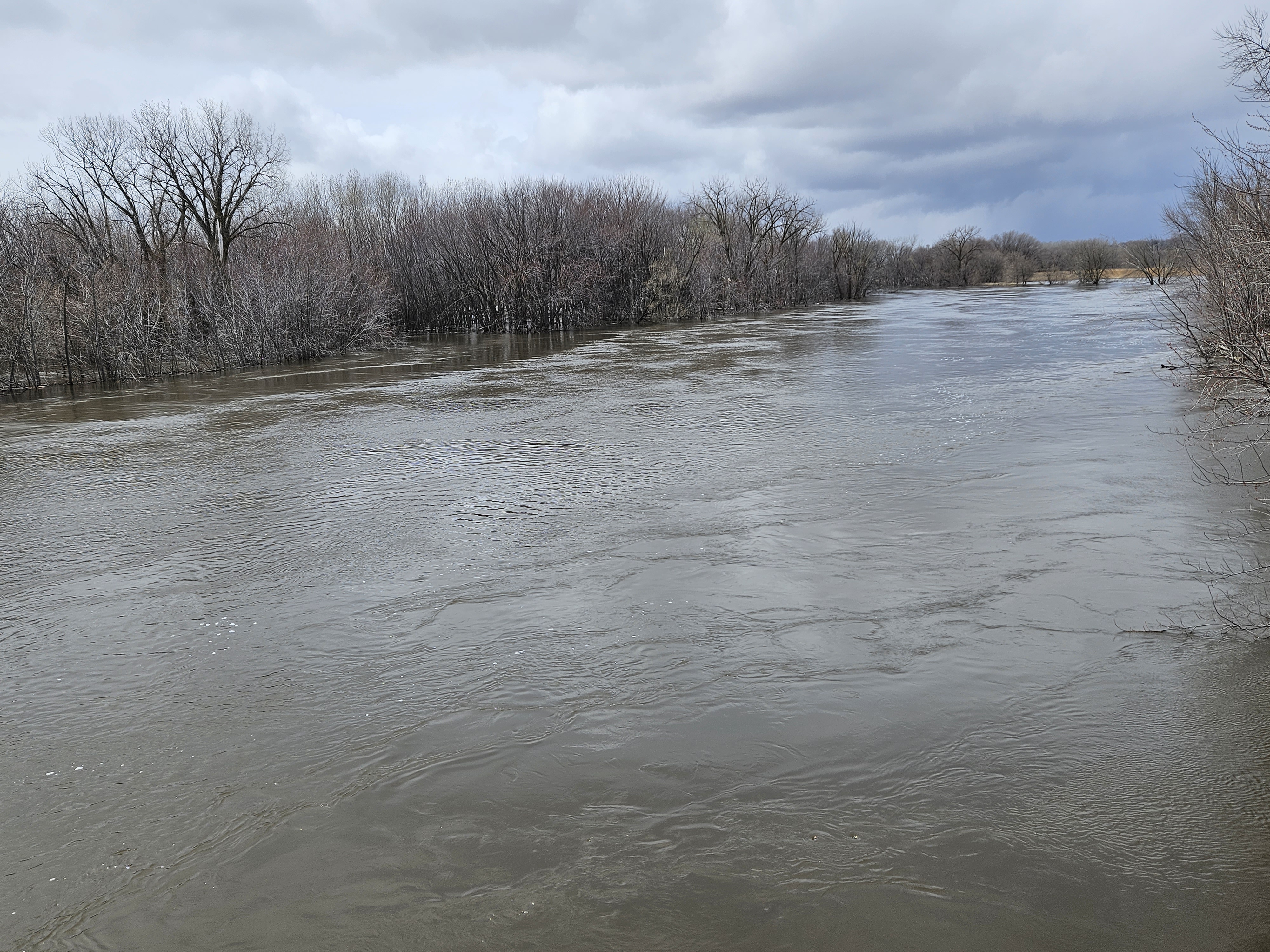 PHOTOS: Minnesota River remains in flood stage at Granite Falls, Morton - Vimarsana News