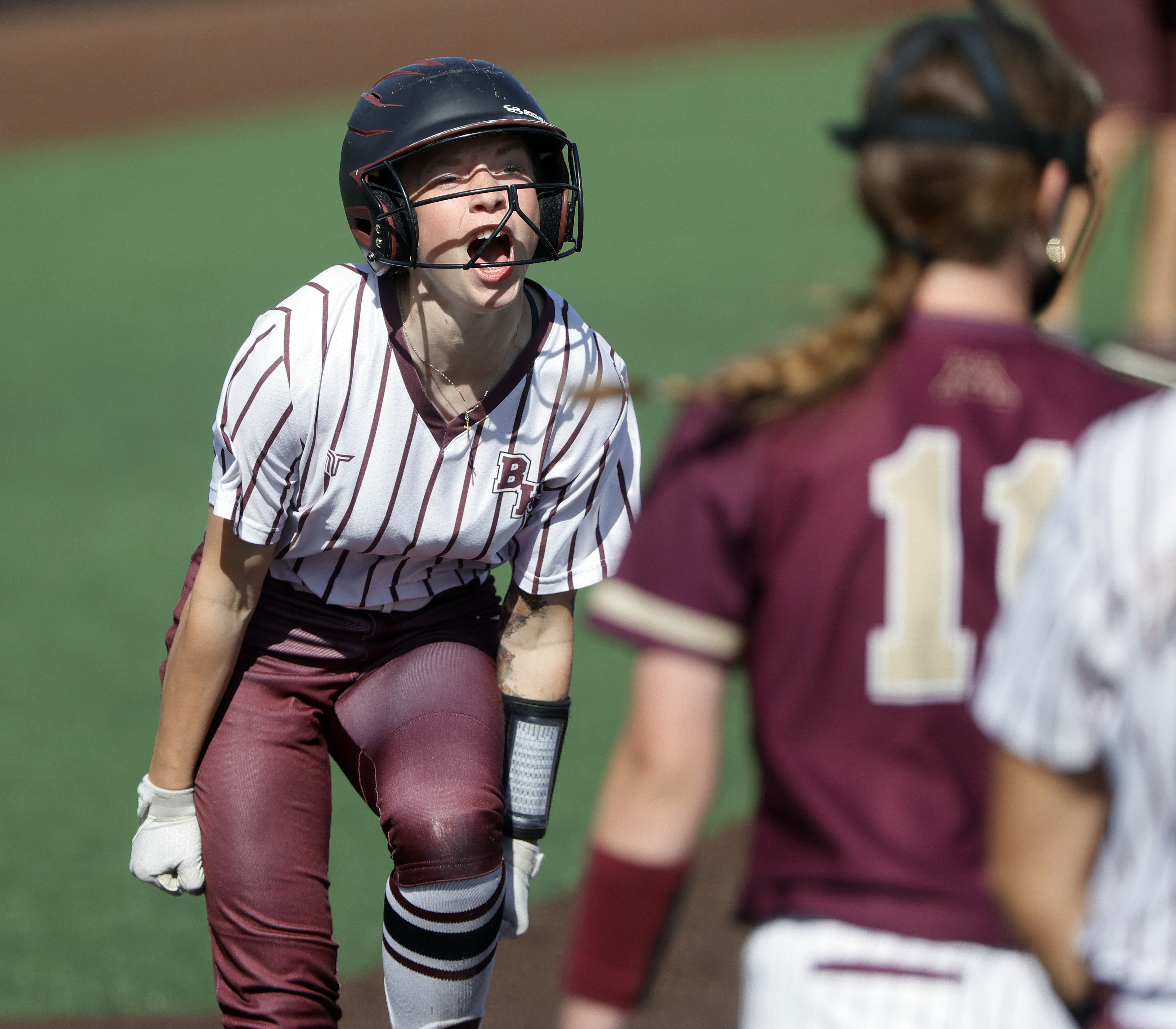 Bismarck upends Minot in upset, 12-8 in Class A state semifinal softball - Vimarsana News