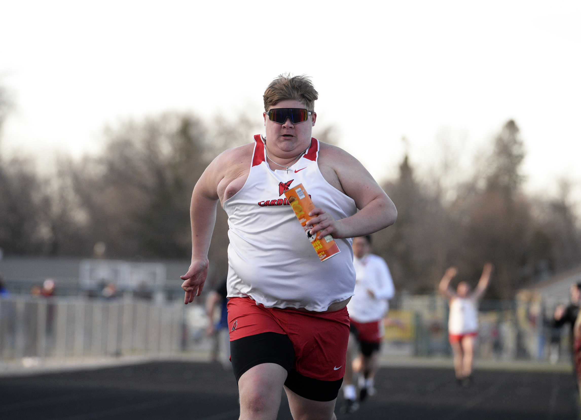 Kelly Boldan: This throwers' relay photo was appropriate - Vimarsana News