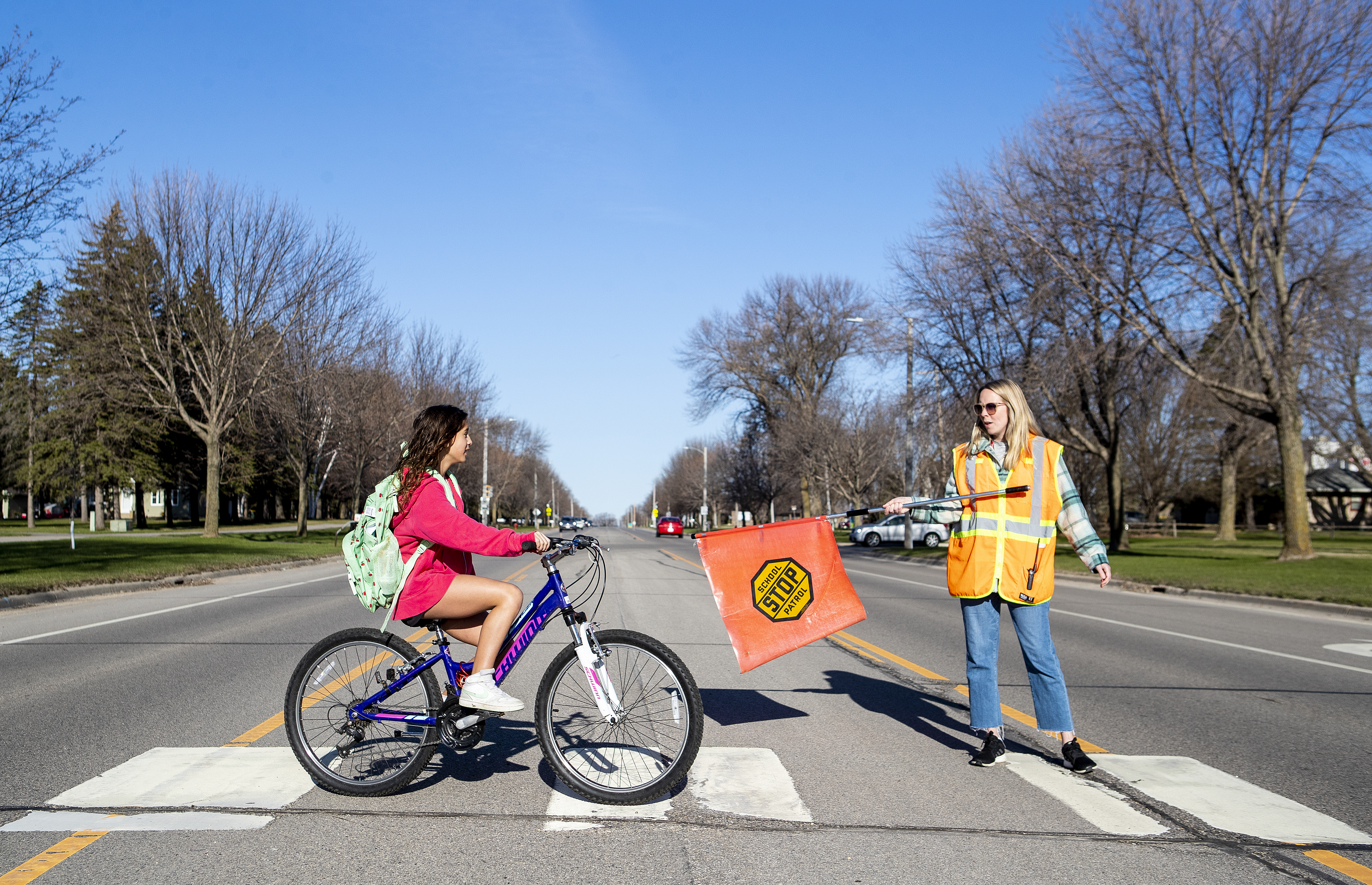 PHOTOS: Willmar students take part in Bike & Roll to School Day - Vimarsana News