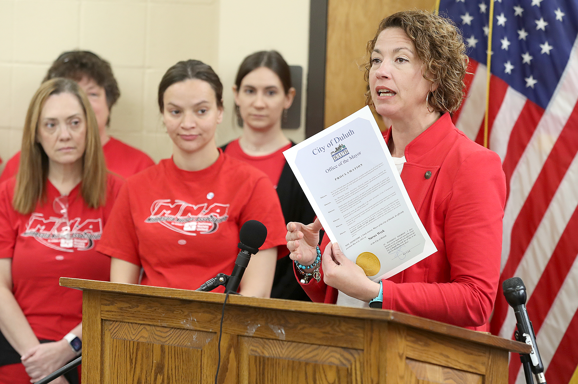 Mayor proclaims Nurses Week in Duluth - Vimarsana News