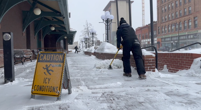 Snow from latest blizzard can cause more than just headaches - Vimarsana News