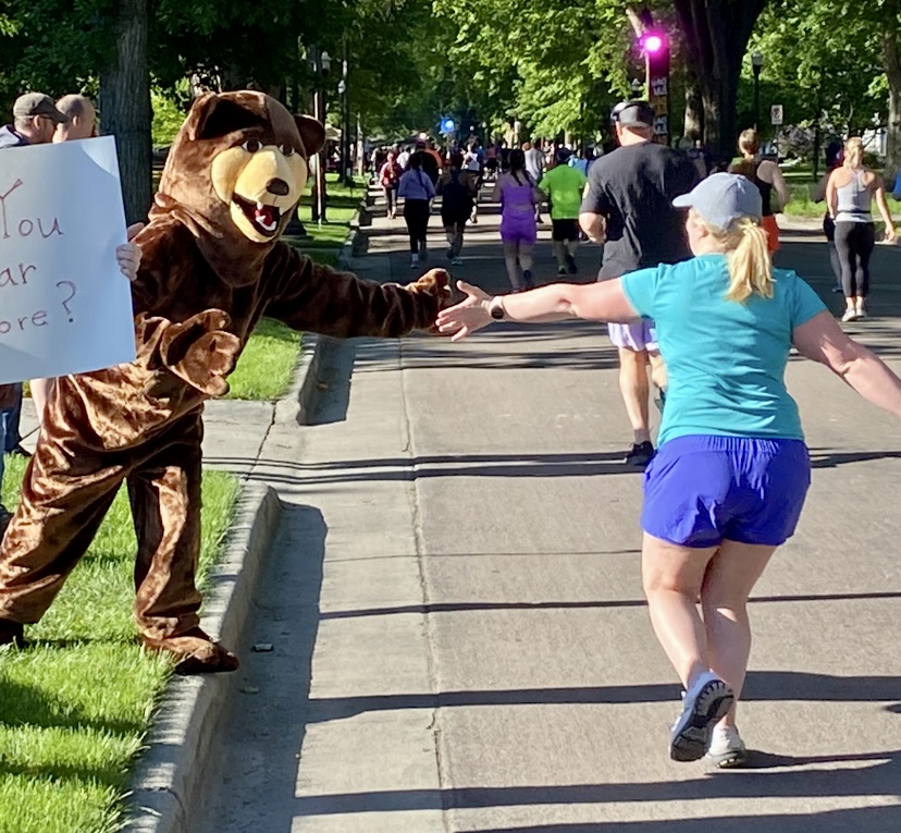 McFeely: Mark Knutson's memory drives spirit, passion of Fargo Marathon - Vimarsana News