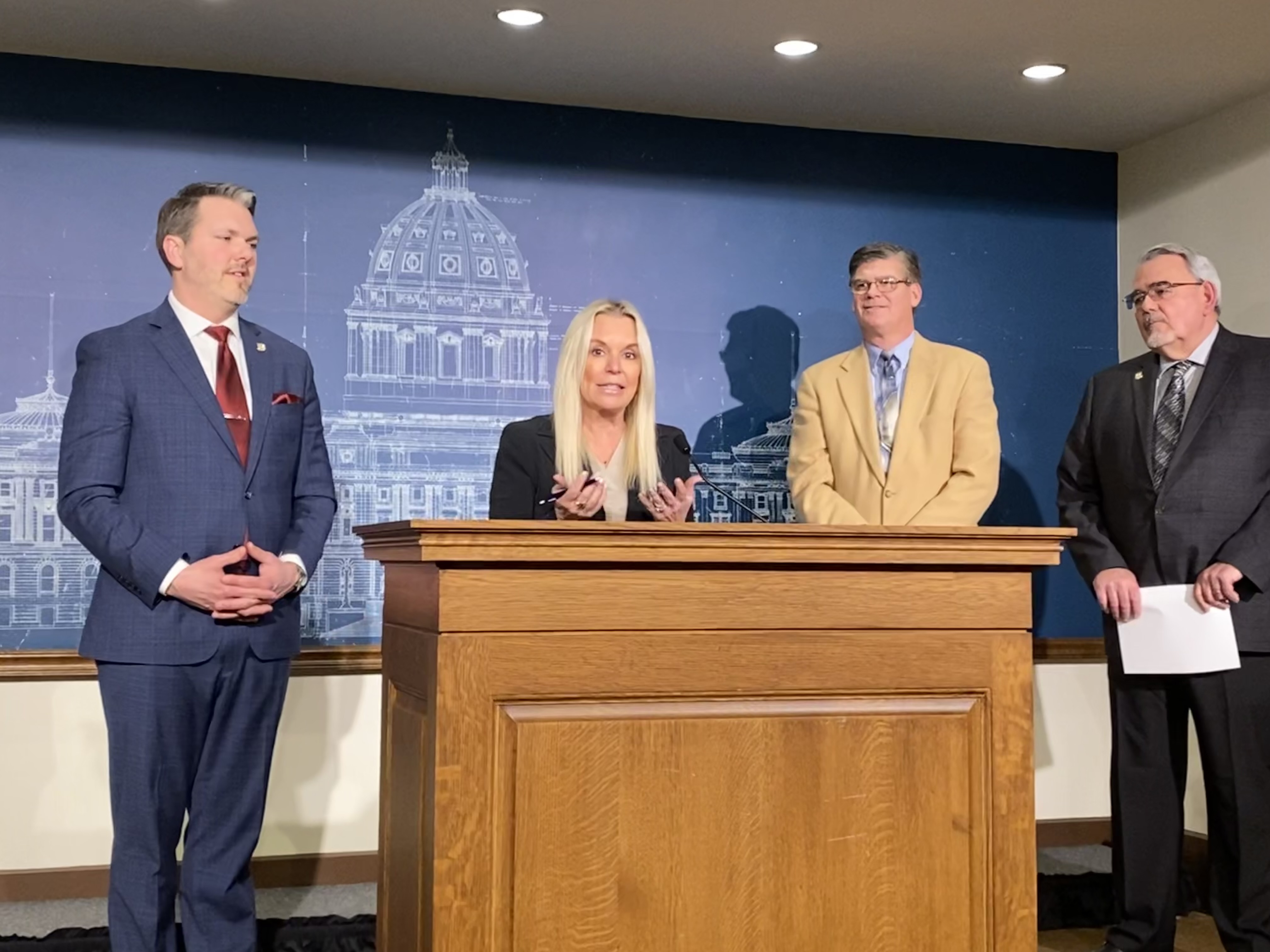 Minnesota Minority Senate Republicans offer new deal on Social Security tax, bonding - Vimarsana News