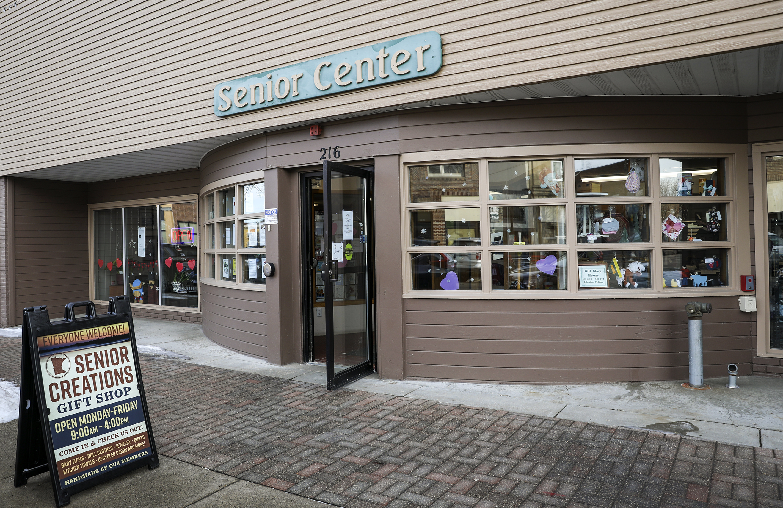 Acrylic and ceramic painting classes start April 28 at the Bemidji Senior Center - Vimarsana News