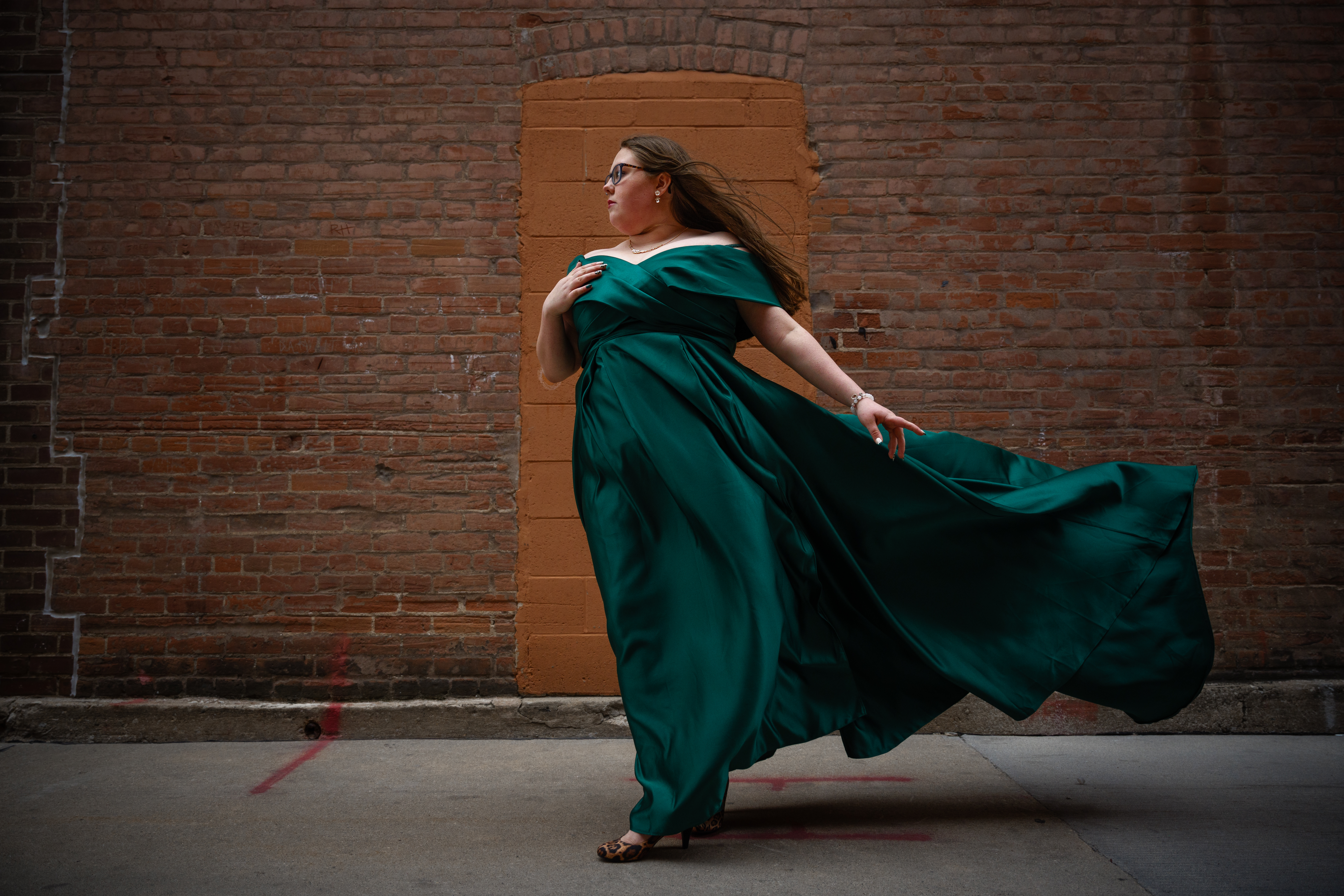 Moms frustrated at lack of plus size prom dresses in the area - Vimarsana News