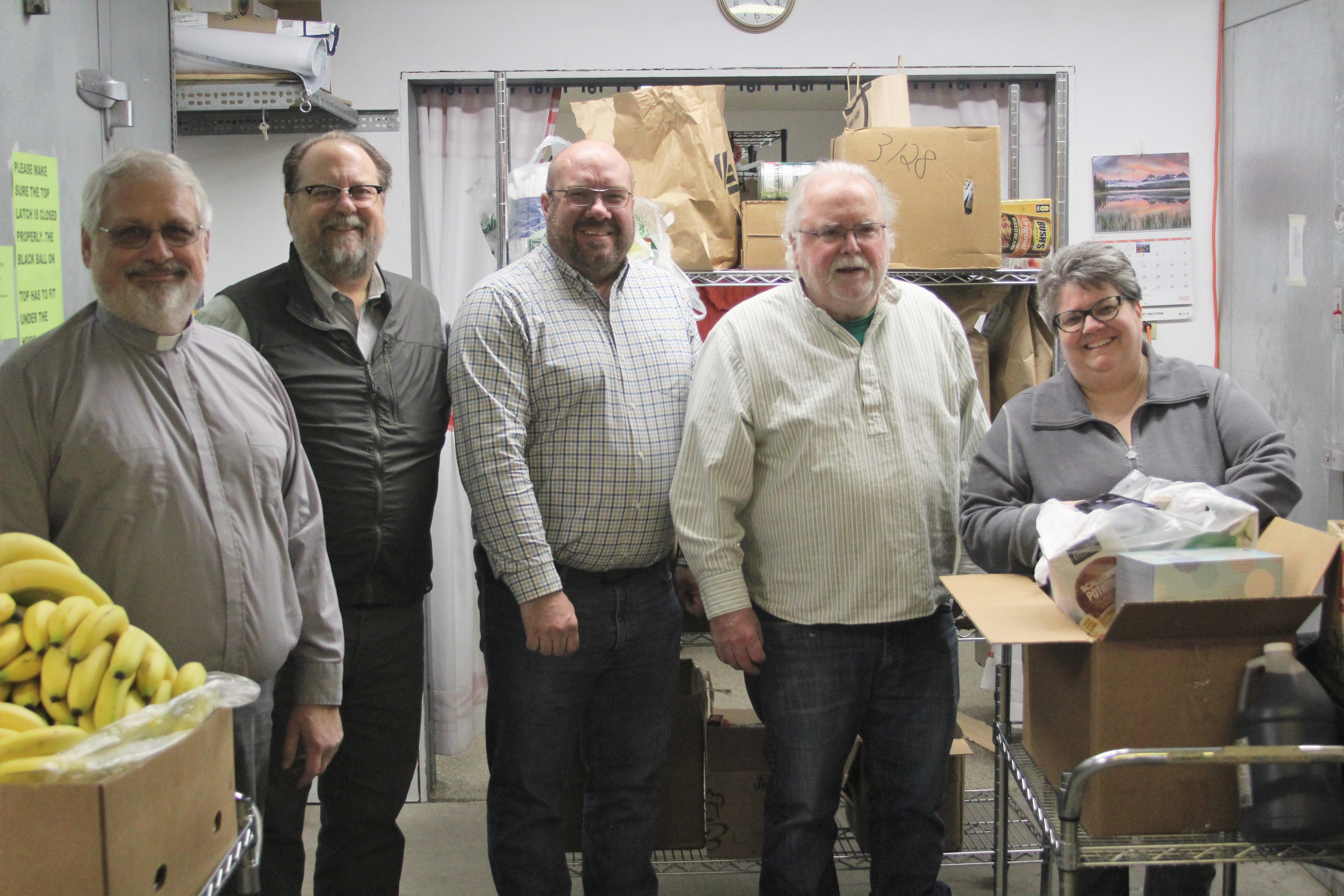10 churches give 4,232 pounds of products, nearly $70,000 to food shelves - Vimarsana News