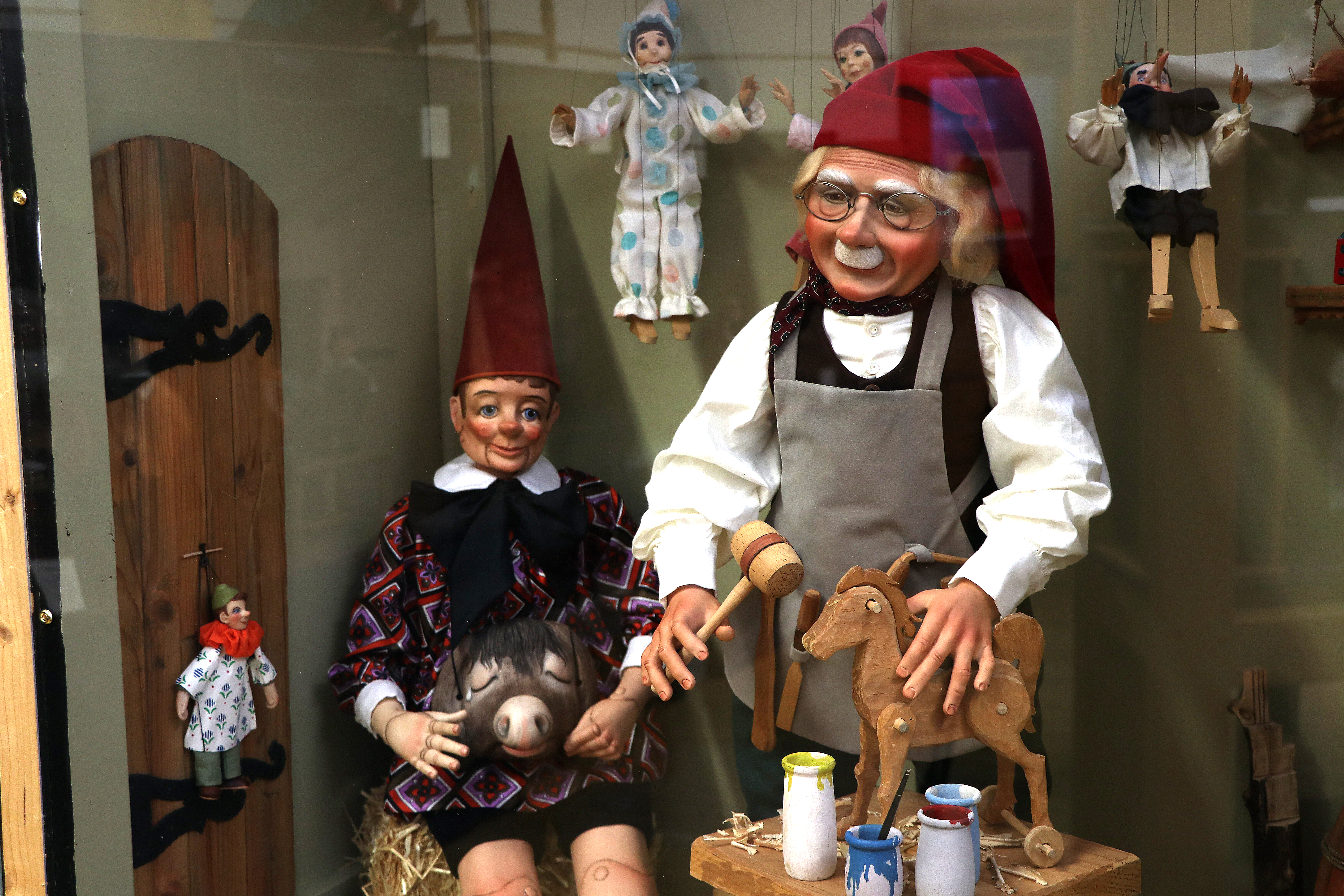 Northlandia: How a roadside Fairyland led to a museum of doll dioramas - Vimarsana News