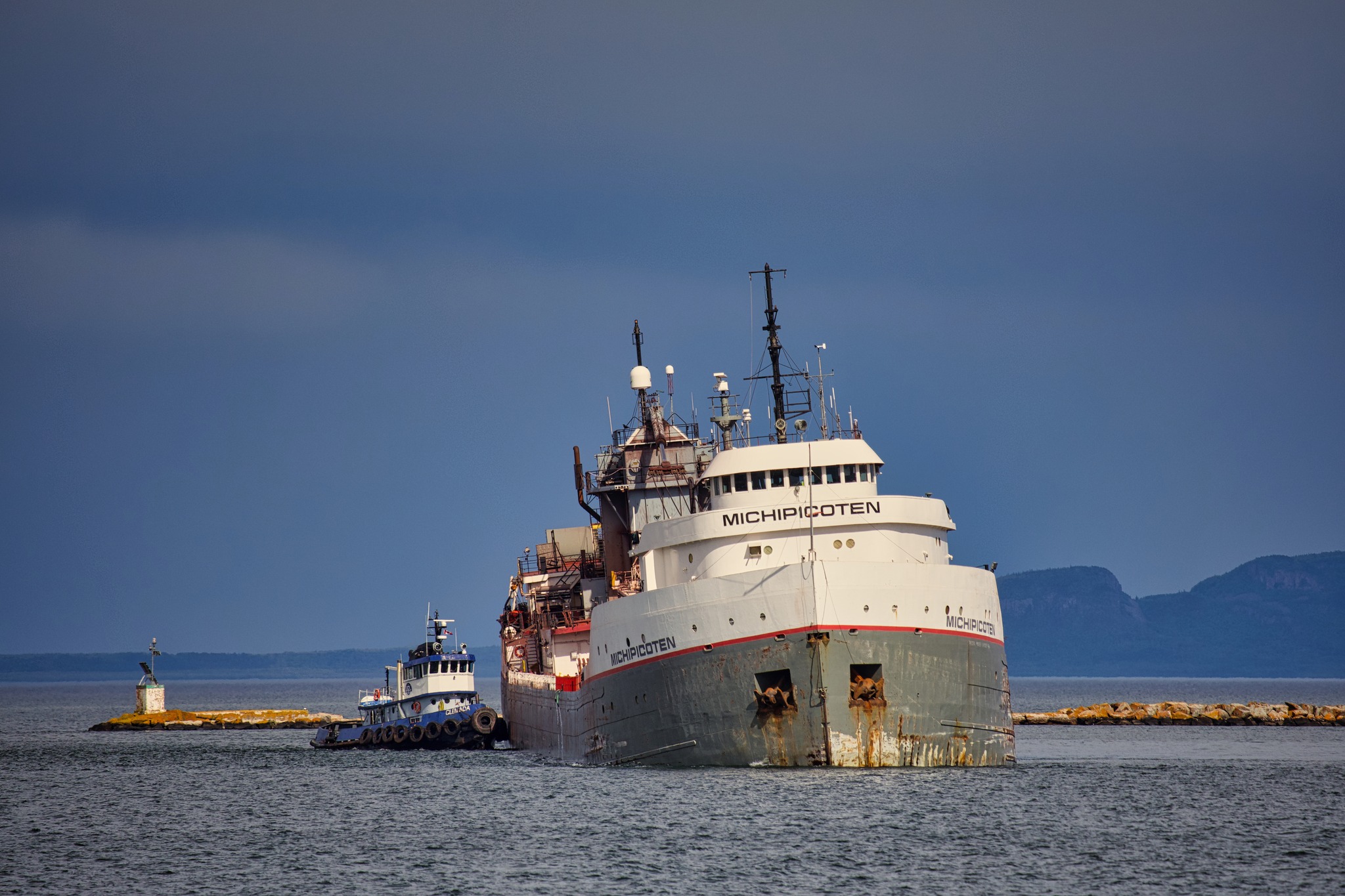 13-foot crack found in Michipicoten's hull - Vimarsana News