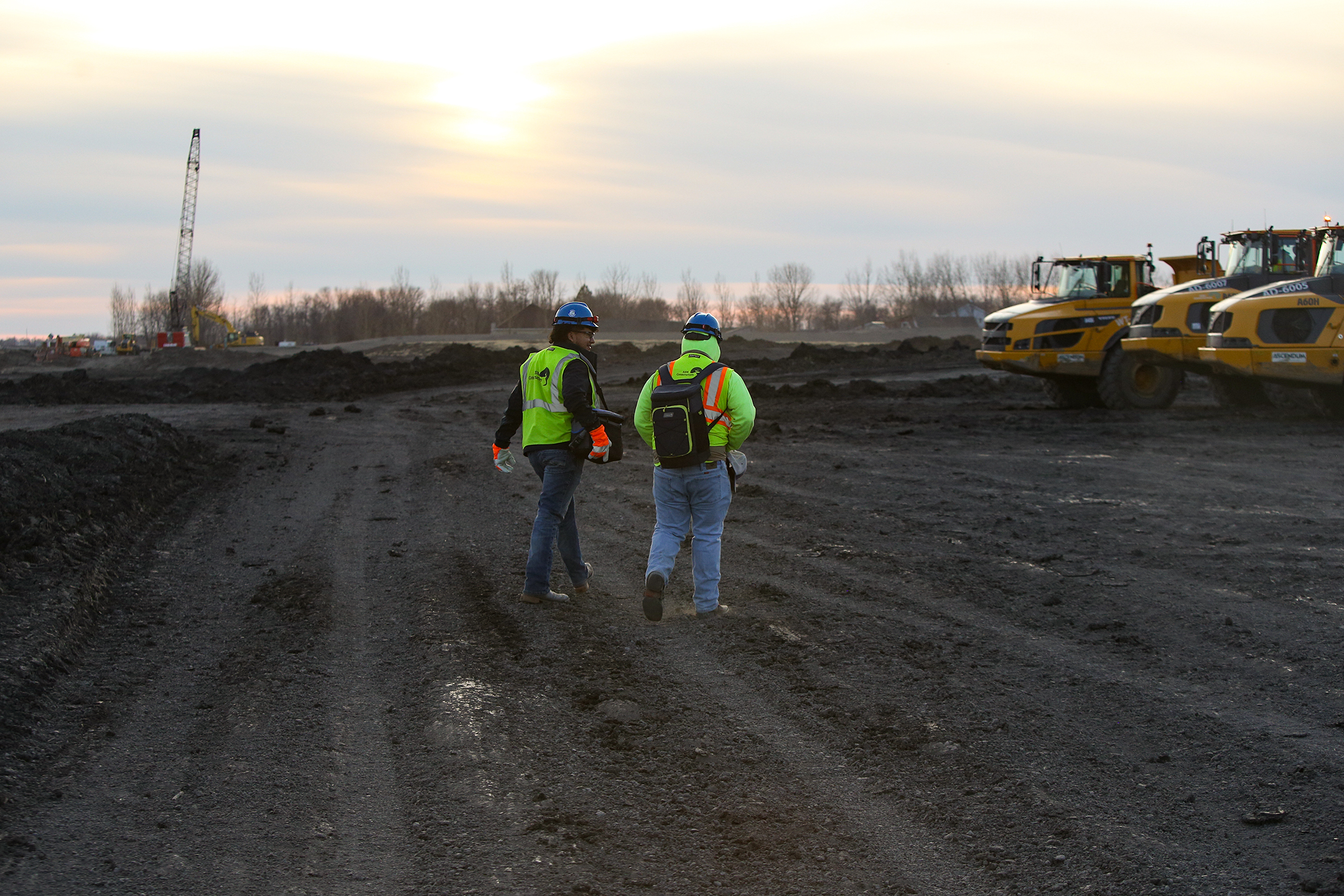 How did the mild winter affect F-M diversion channel construction? - Vimarsana News