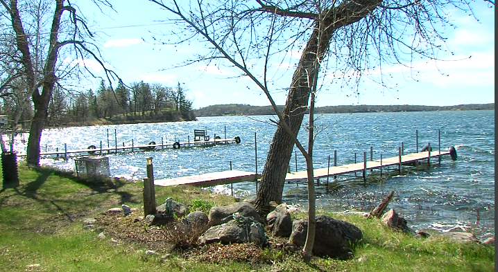 Minnesota resort prepares for state's fishing opener. - Vimarsana News