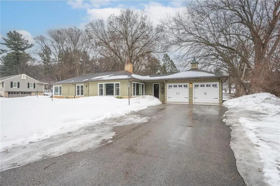 These $400,000 Rochester homes share 'extra character around each corner' - Vimarsana News