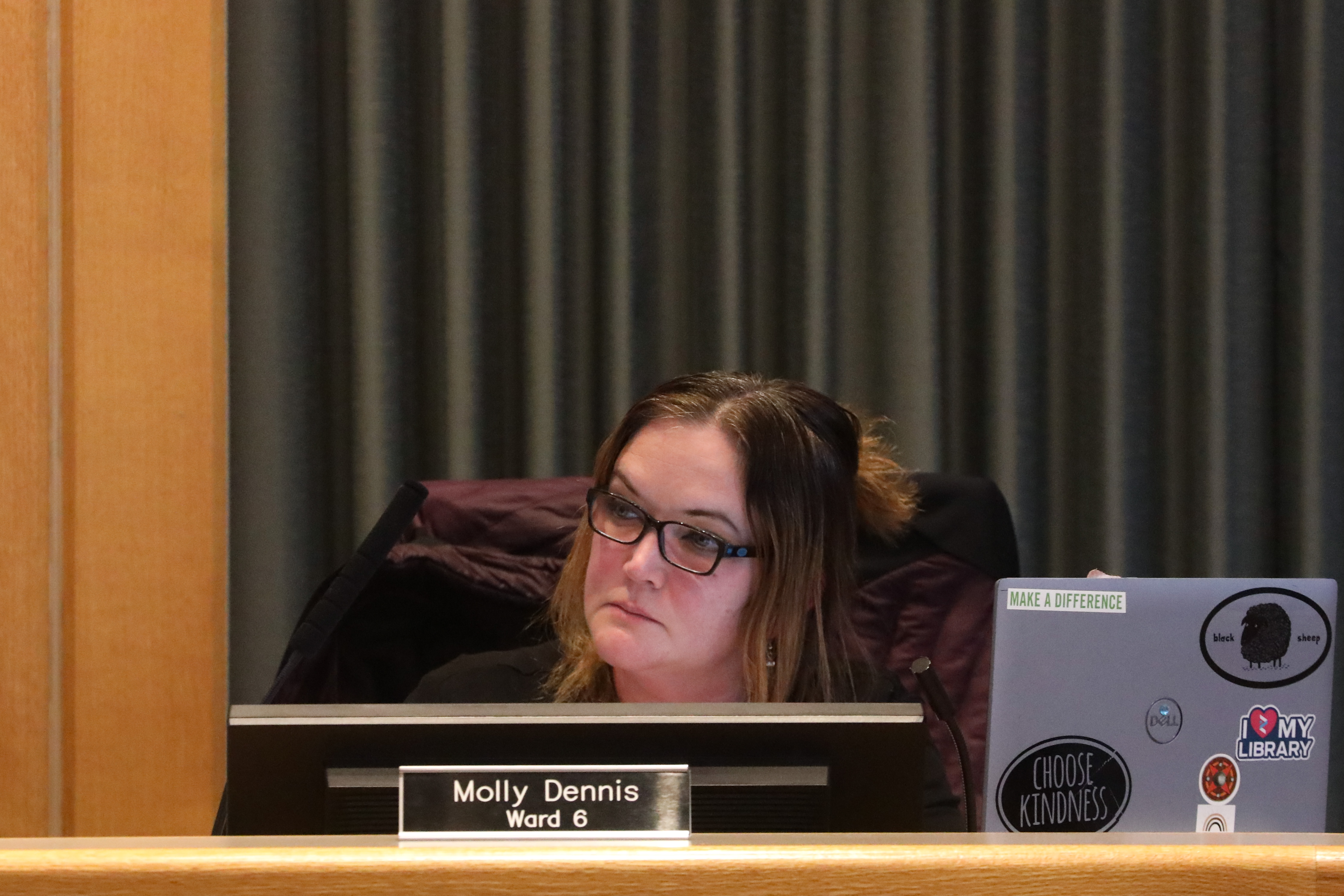 Council member Molly Dennis ejected from Rochester City Council meeting - Vimarsana News